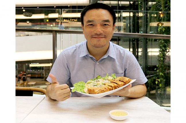 ปอเปี๊ยะโอลด์พีค 'ประยุทธ เจียรกุล'