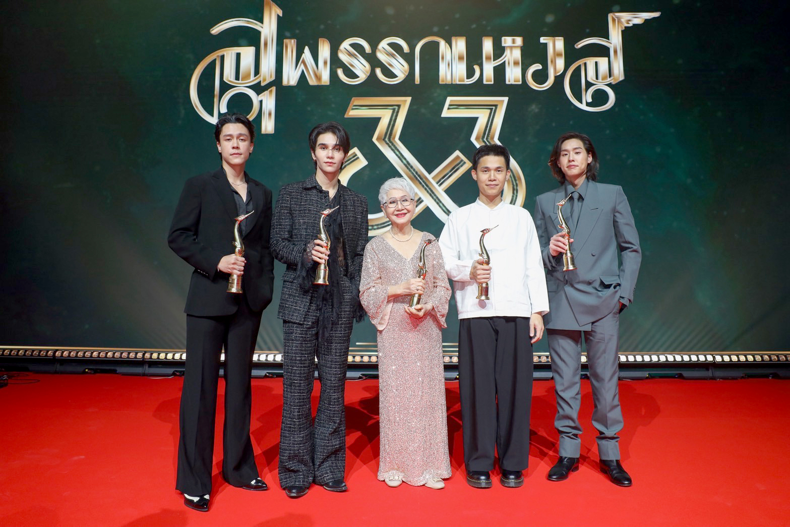 ‘หลานม่า’ กวาด 9 รางวัลสุพรรณหงส์ ประจำปี 2567