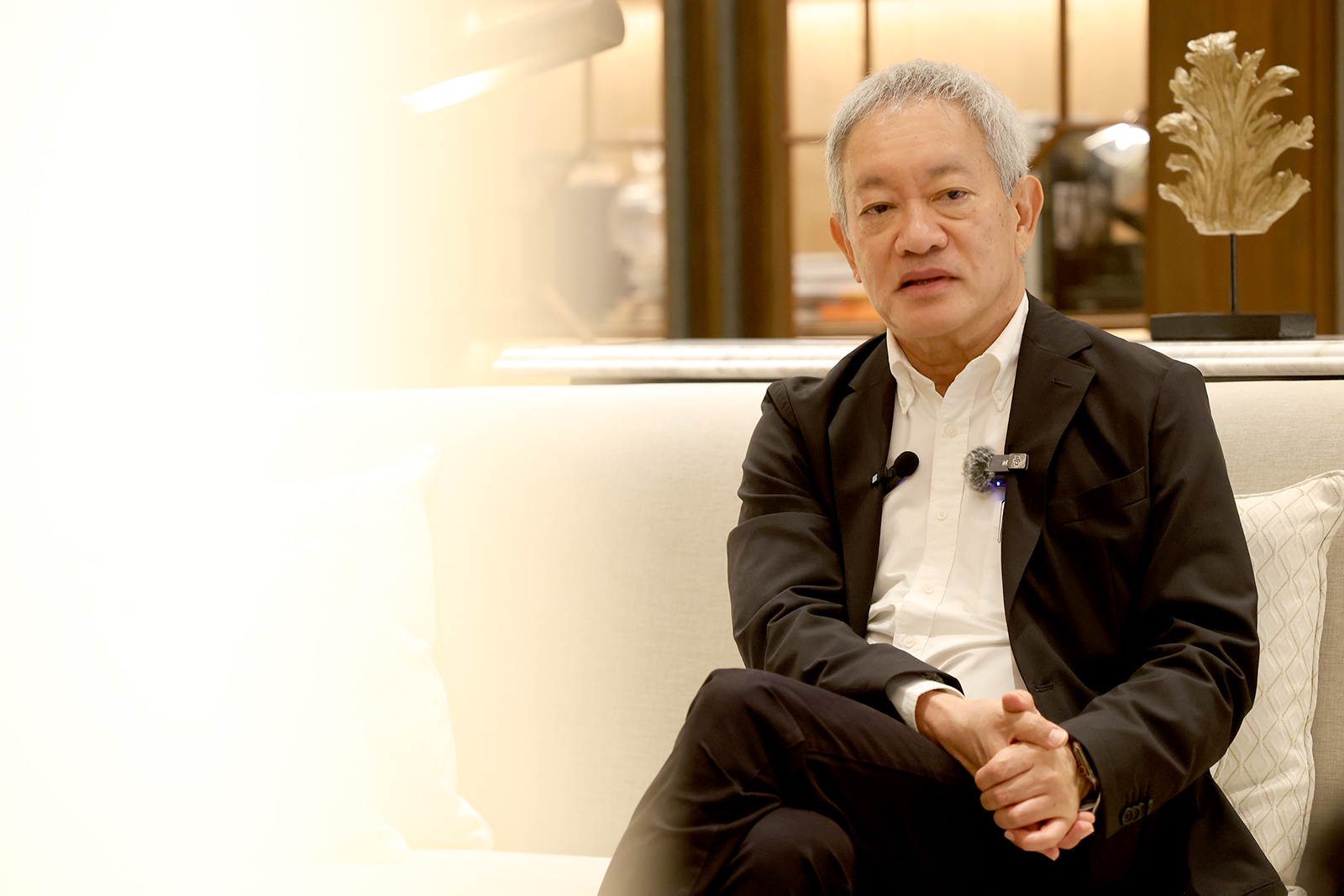 ‘ชนินทธ์ โทณวณิก’  สายลม แสงแดด และรหัสลับจากคุณแม่