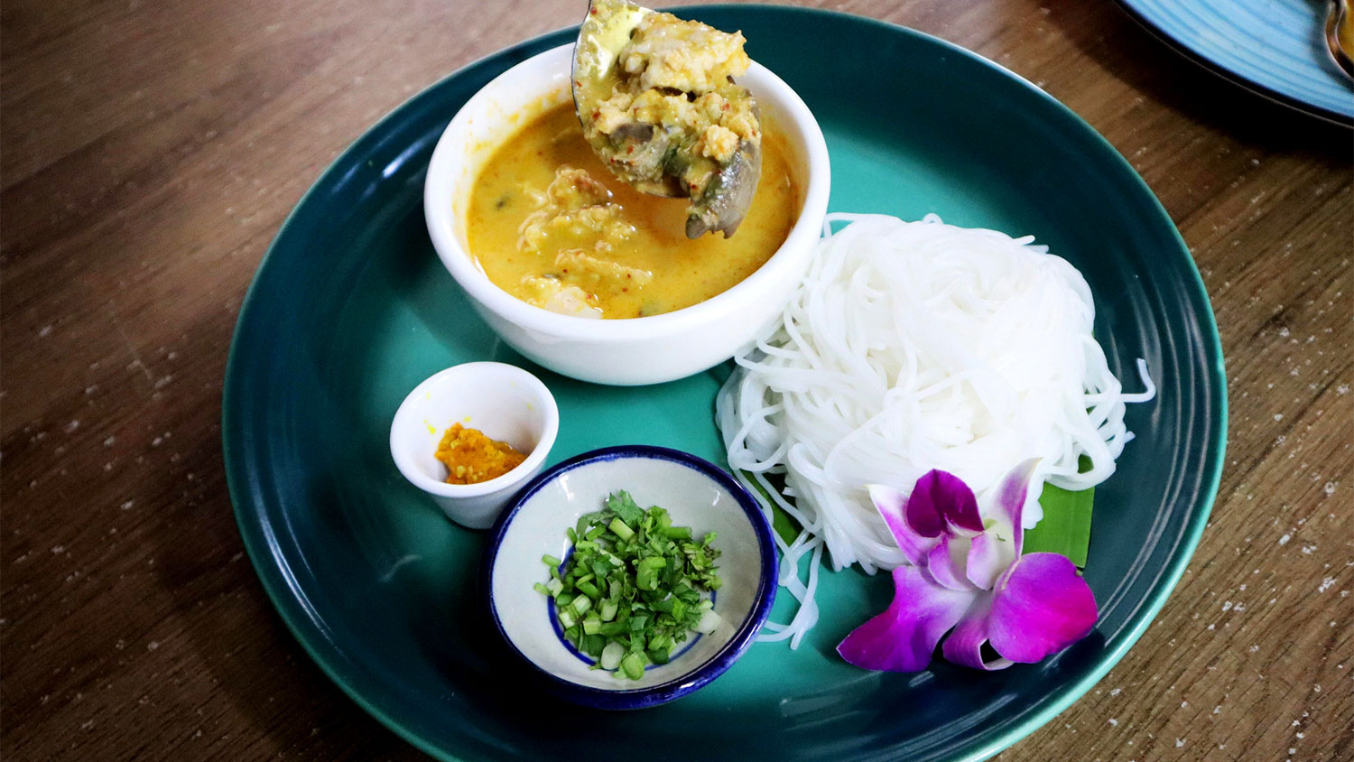‘เที่ยวพิพิธภัณฑ์บ้านกุฎีจีน’ กินขนมจีนโปรตุเกสบ้านสกุลทอง
