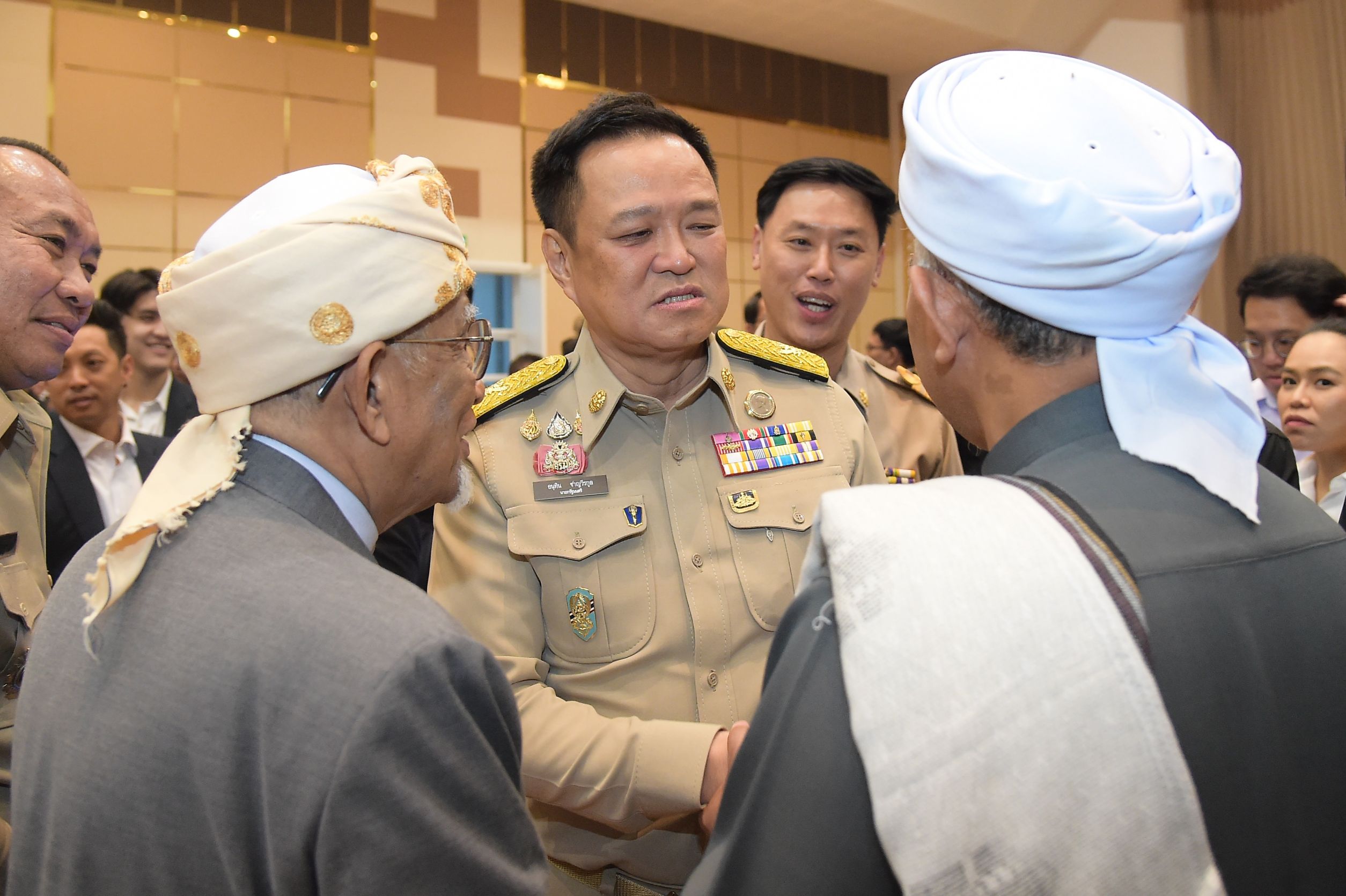 'อนุทิน'นำร่อง ครม.สัญจร เร่งแก้ปัญหาชายแดนใต้5มิติ